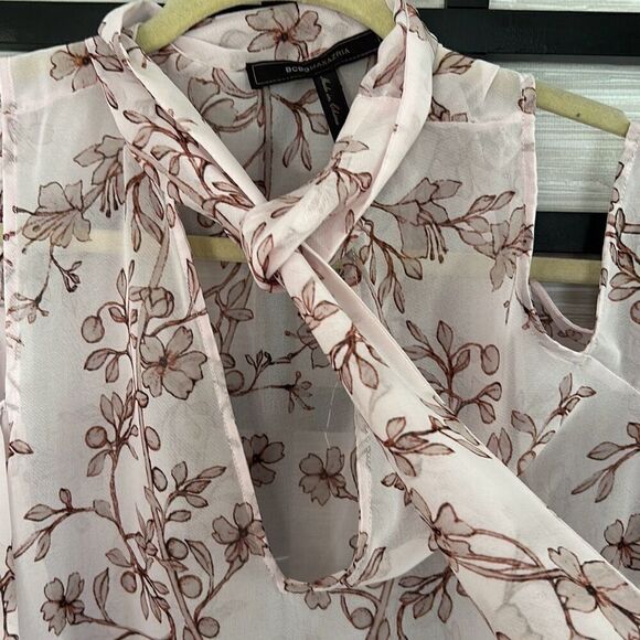 BCBG gorgeous mauve pink flow blouse with ruffle sleeve slit sides size L - Picture 3 of 7